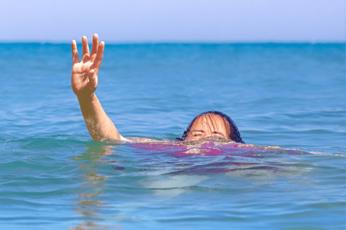 Drown: First Aid to Rescue Someone Who is Drowning