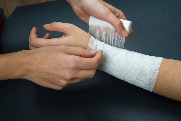 Application of Occlusive Dressings in Wound Management