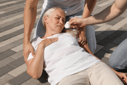 Heat Exhaustion, Heat Stroke, Heat Cramps: Symptoms & Causes of Illness