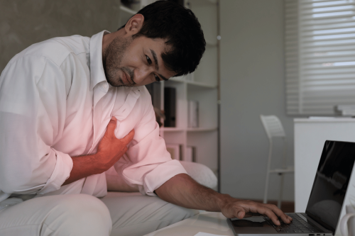 Heart Attack vs. Cardiac Arrest: Key Differences & First Aid